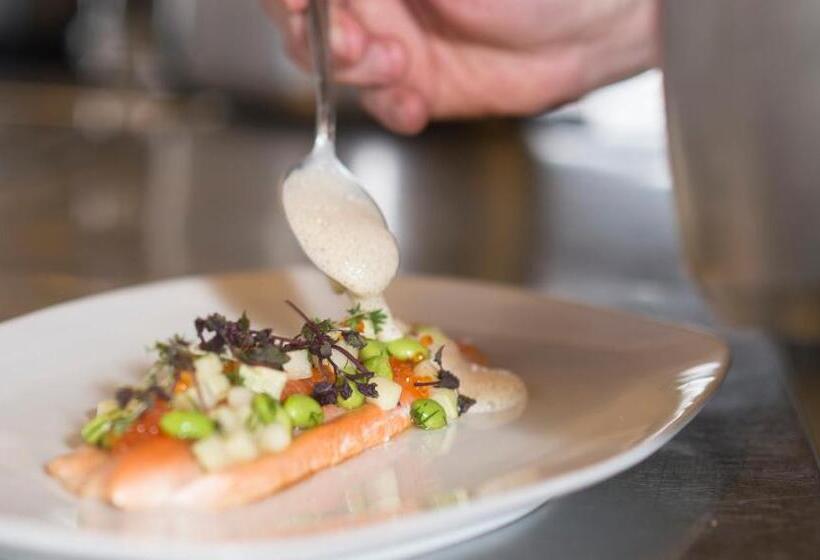 בית מלון כפרי Strand Golf