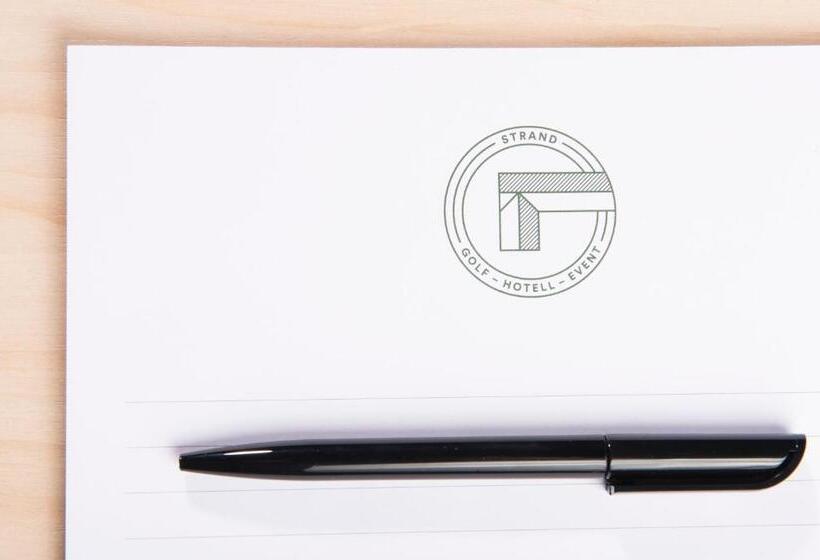 בית מלון כפרי Strand Golf