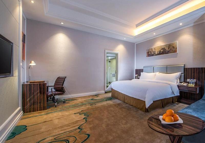 Vienna International Hotel Guangdong Puning Sqaure