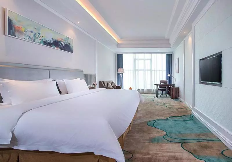 Vienna International Hotel Guangdong Puning Sqaure