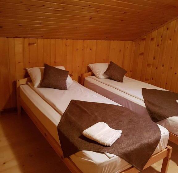 פנסיון Cabana Sarmis Costesti