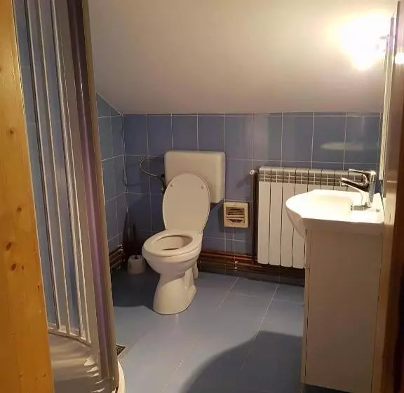 Majatalo Cabana Sarmis Costesti