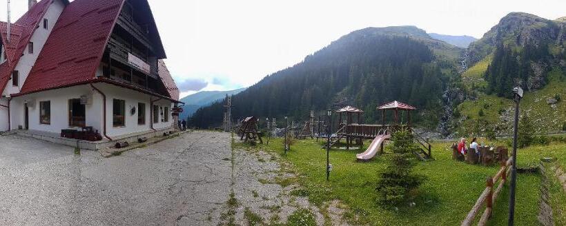 פנסיון Paraul Capra