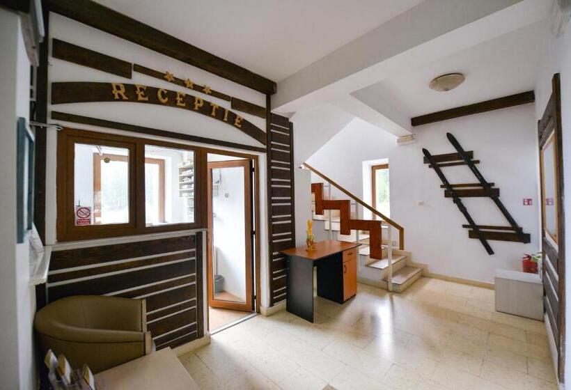 פנסיון Paraul Capra