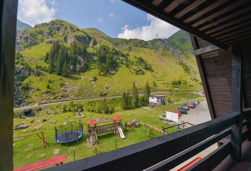 פנסיון Paraul Capra