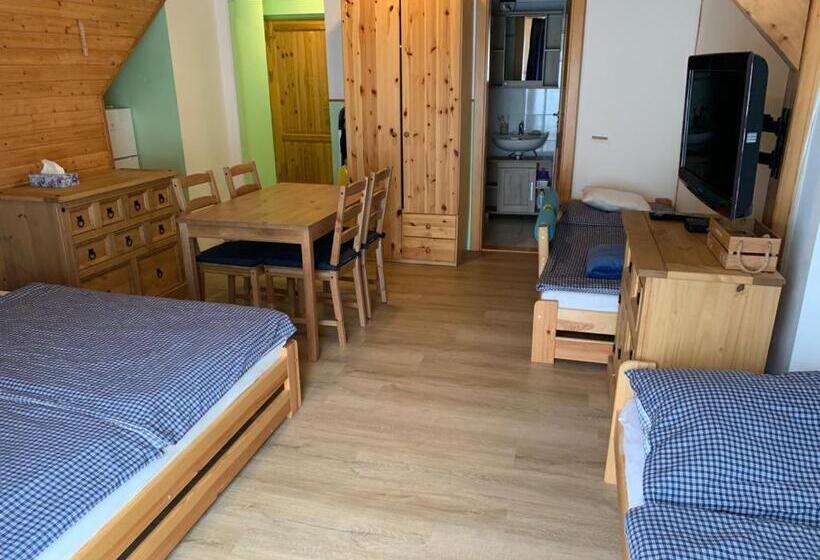 פנסיון Penzion A Restaurace Vyhlídka