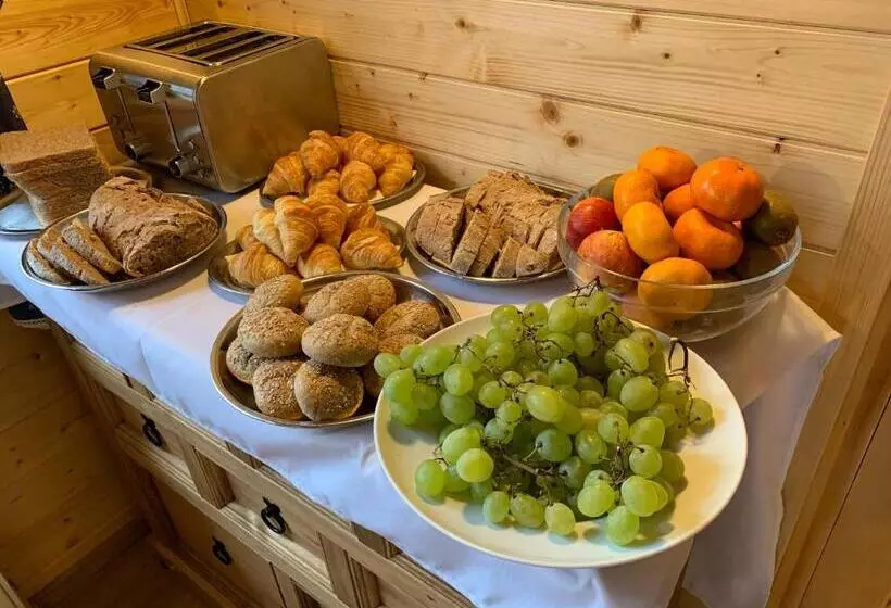 ペンション Penzion A Restaurace Vyhlídka