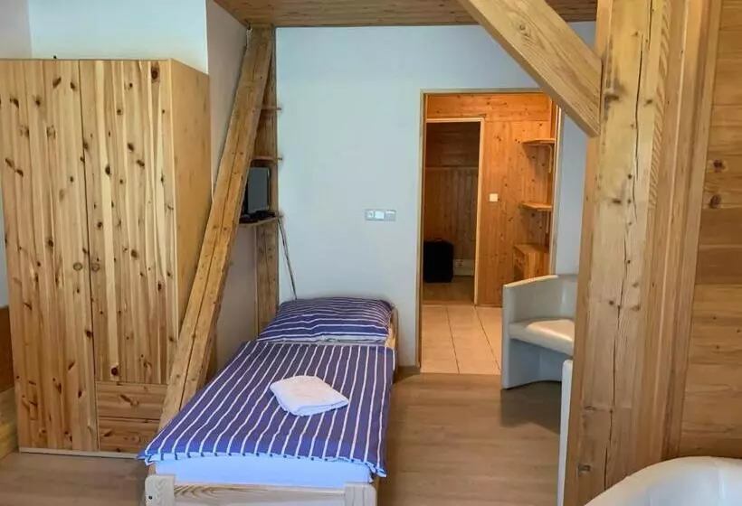 ペンション Penzion A Restaurace Vyhlídka