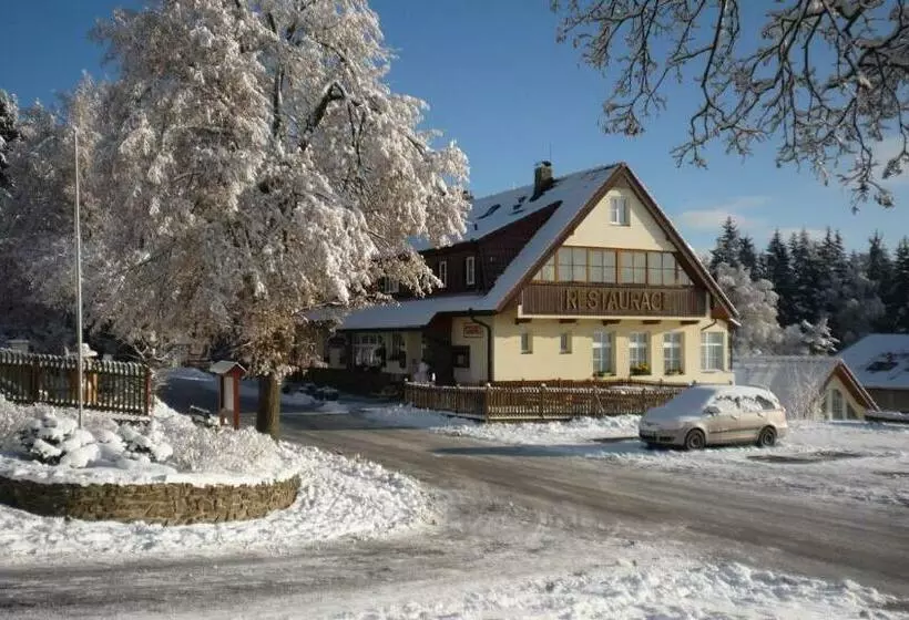 Majatalo Penzion Na Podlesí