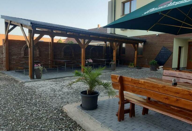 펜션 Penzionmoravia