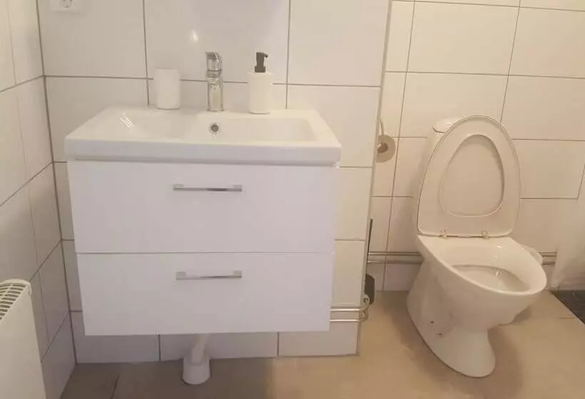 Majatalo Sjötorp Vandrarhem