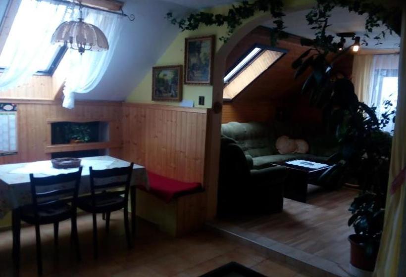 Пансион U Tří Koček