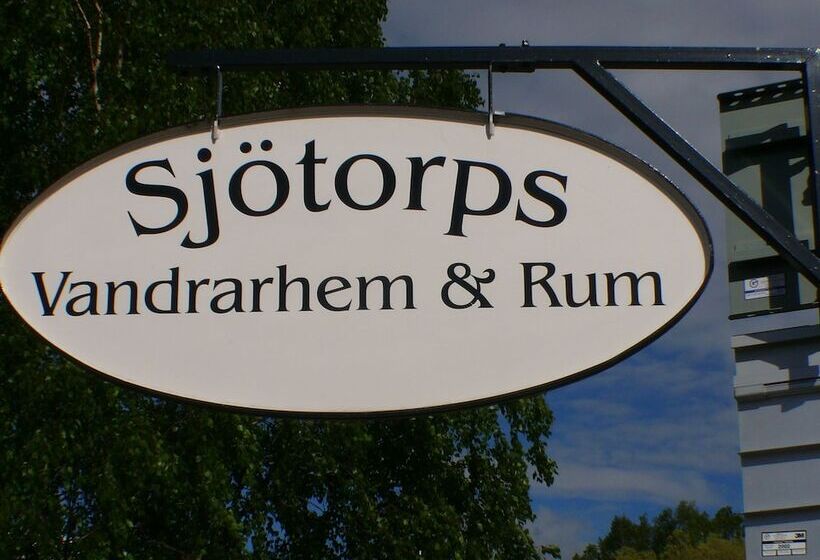 Perssons I Backens Pensionat Sjötorps Vandrarhem & Rum