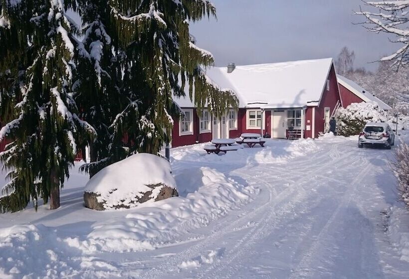 Perssons I Backens Pensionat Sjötorps Vandrarhem & Rum