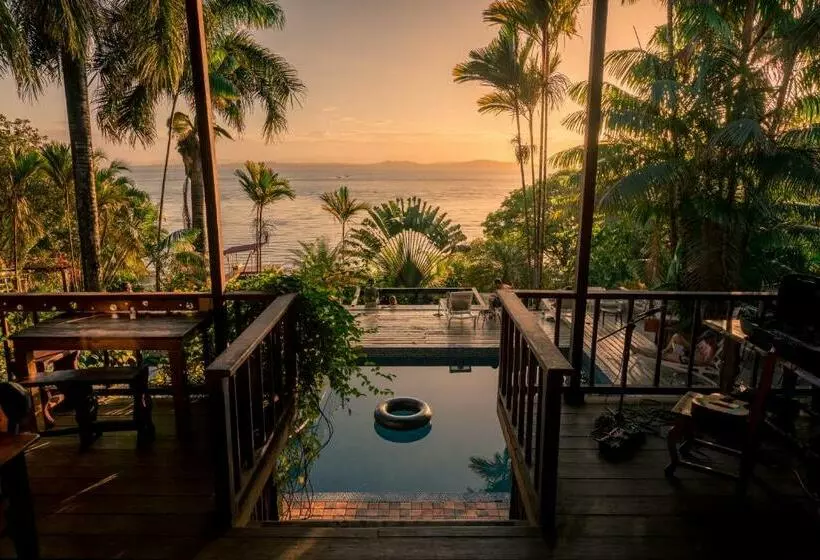 Retkeilymaja Bambuda Lodge