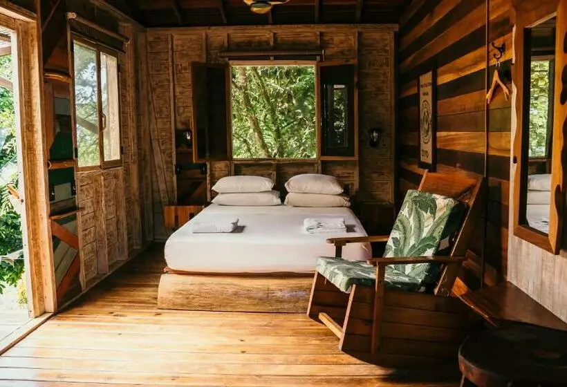 Retkeilymaja Bambuda Lodge