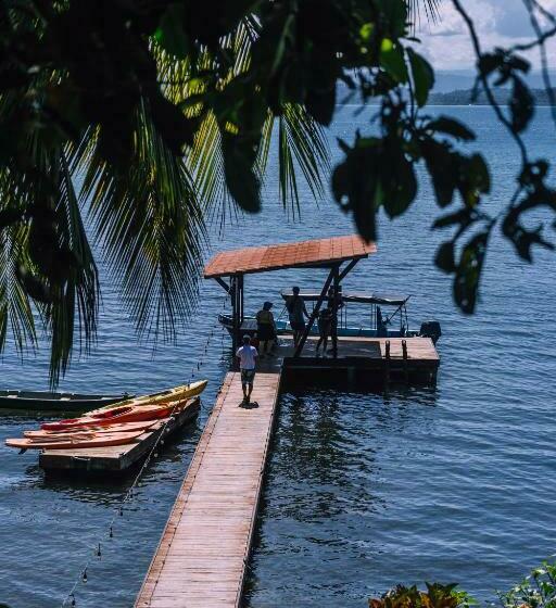ユースホステル Bambuda Lodge