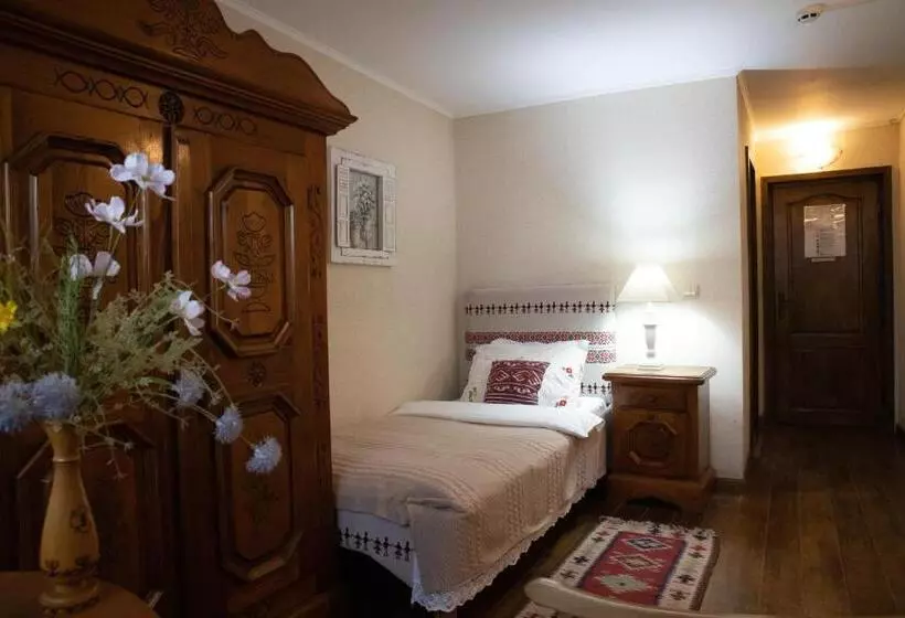 Retkeilymaja Hanul Ancutei