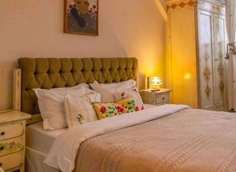 Retkeilymaja Hanul Ancutei