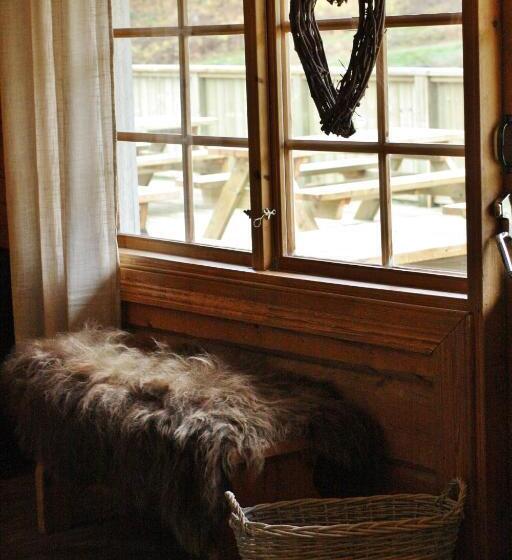 הוסטל Valfjället Ski Center