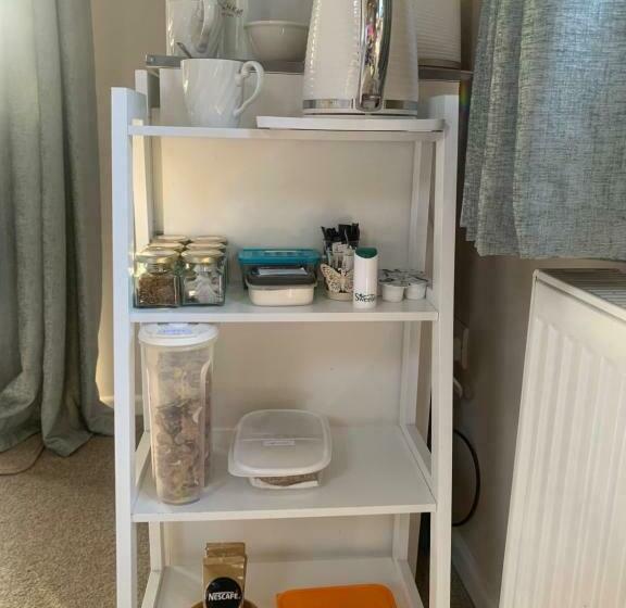 Old Ningwood Station Bed & Breakfast, Ningwood, Isle Of Wight Po41 0tg