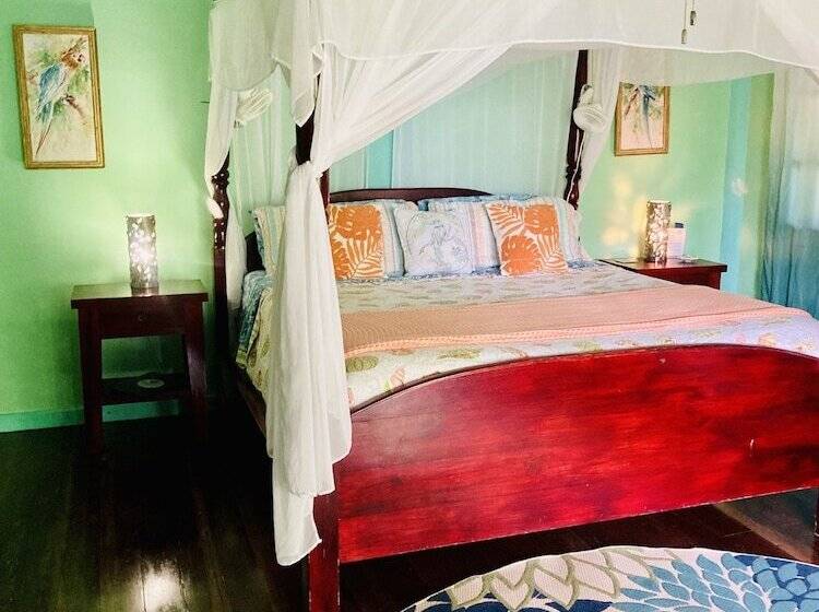 צימר Dolphin Bay Hideaway