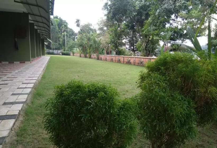 Lomakeskus Elephant Pass Ayurveda & Yoga Retreat