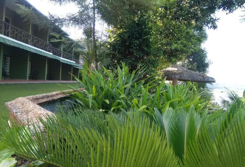 منتجع Elephant Pass Ayurveda & Yoga Retreat