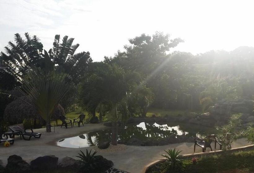 فندق Cabanas Los Colibris