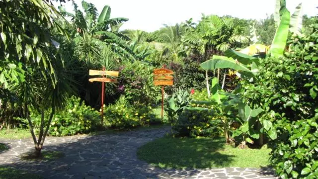 ホテル Cabanas Los Colibris