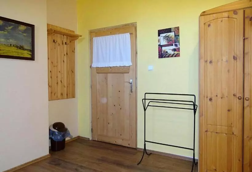 هتل Farma Růžová