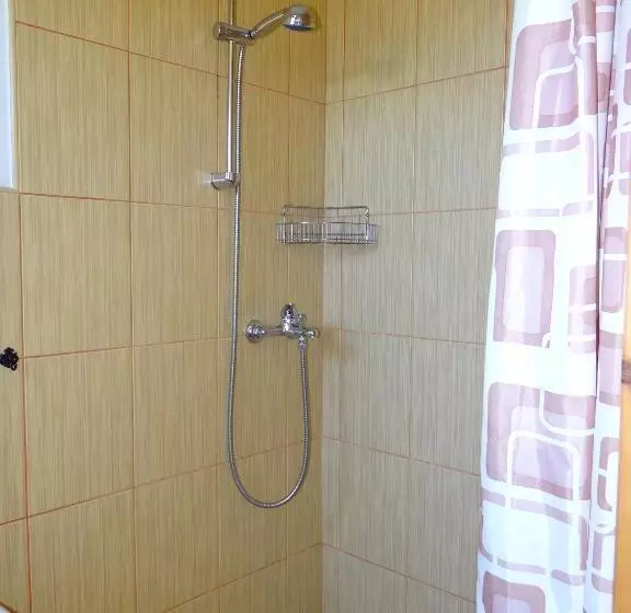 هتل Farma Růžová