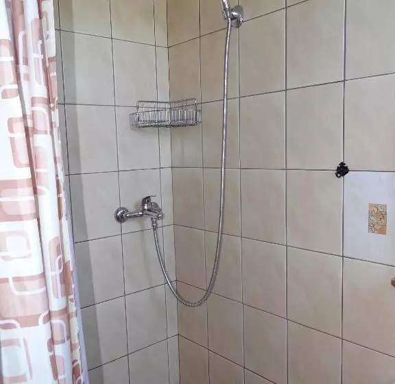 هتل Farma Růžová