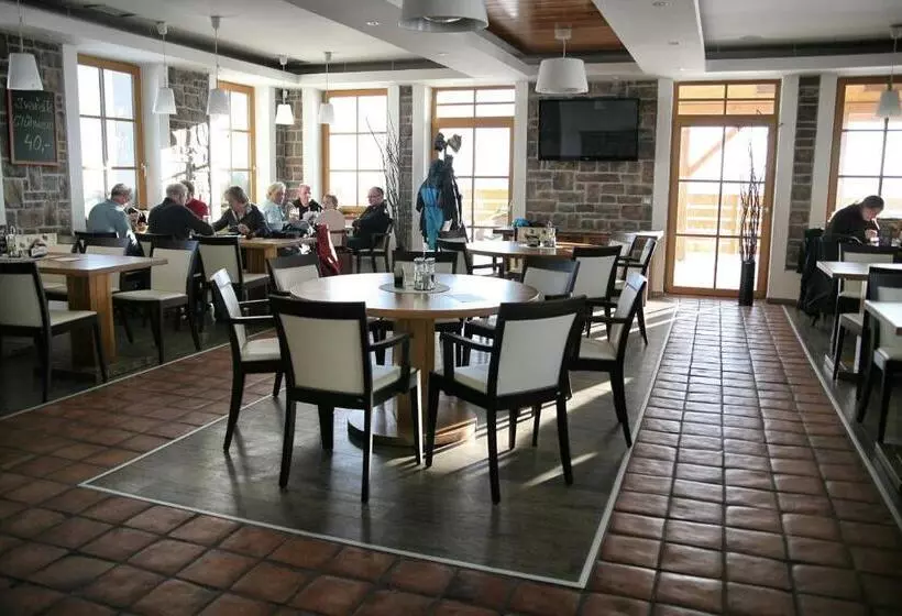 Hotelli Krušnohorský Dvůr