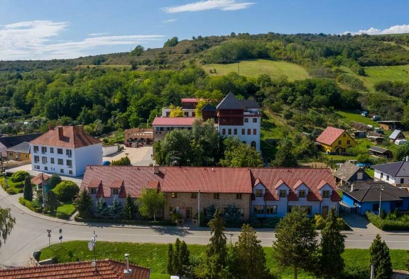ホテル Kurdějov Bed And Breakfast