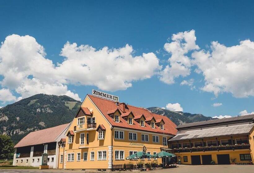 Hotelli Landgasthof Gietl