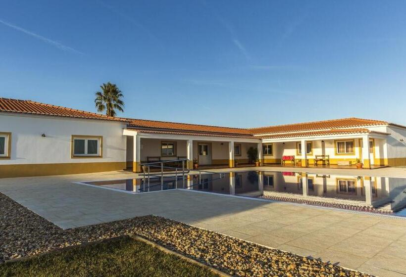 Отель Monte Das Palmeiras