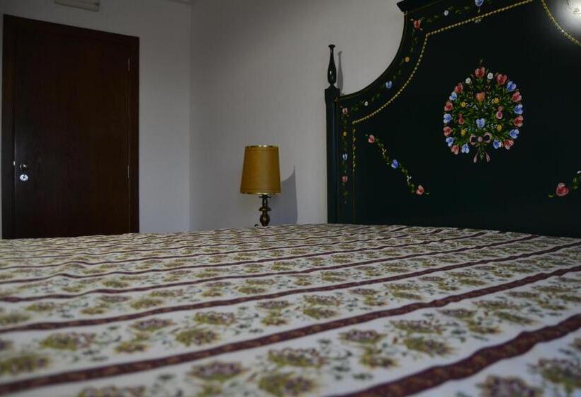 Отель Monte Das Palmeiras