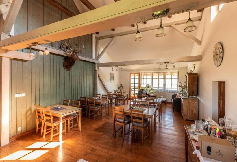 호텔 Penzion Dvůr Krasíkov