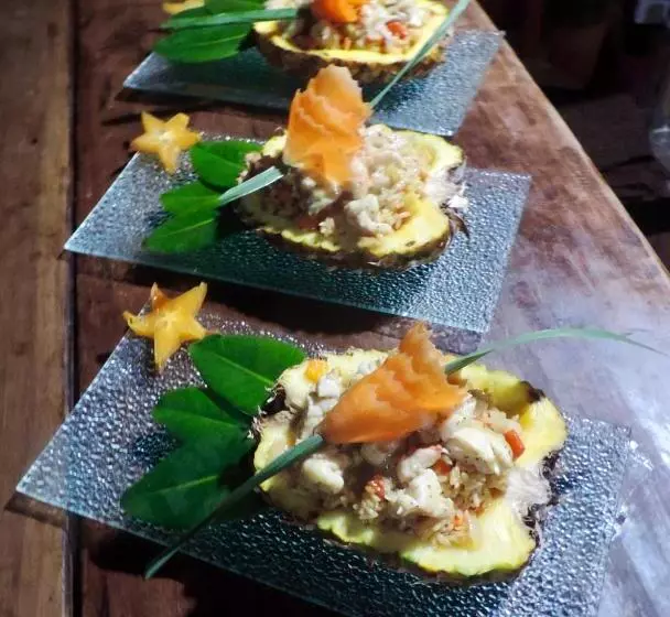 ホテル Urraca Monkey Island Eco Resort