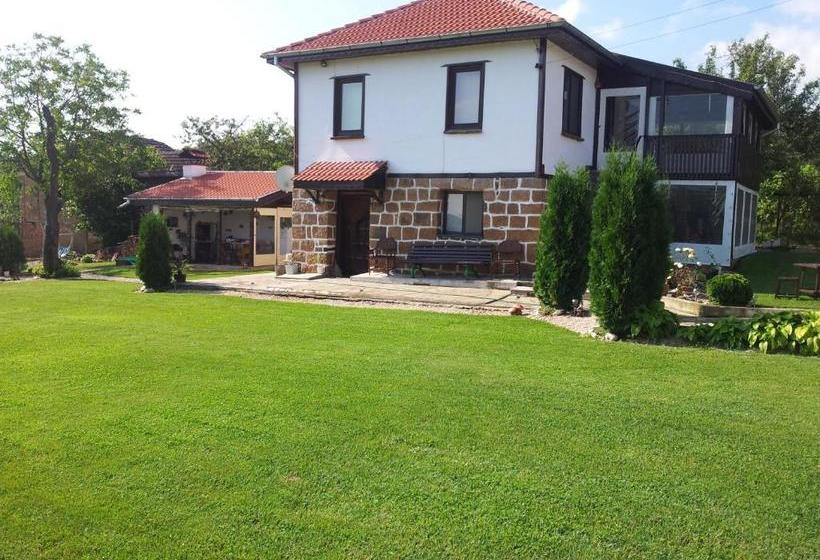 פנסיון Guest House Relax