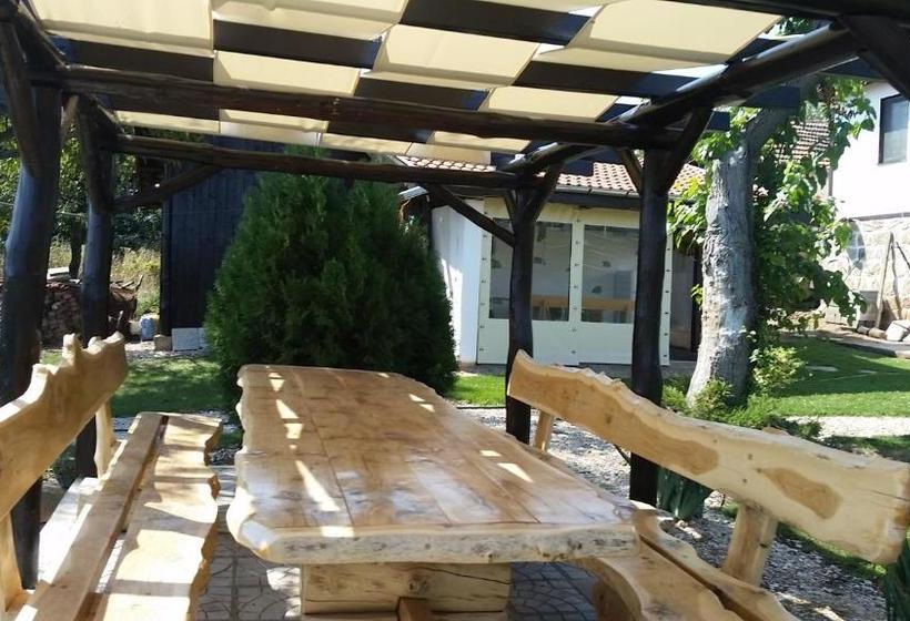 פנסיון Guest House Relax