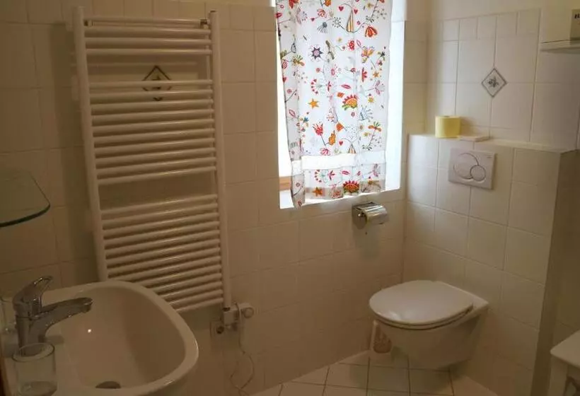 Majatalo Haus Schönegger