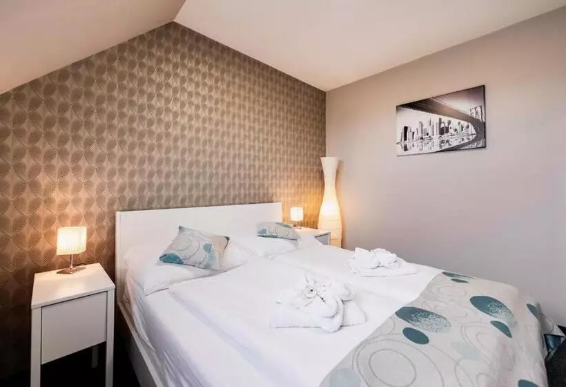 Majatalo Penzión Aqua Maria