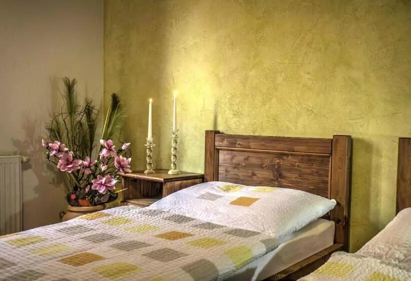 Majatalo Penzión Grobský Dvor