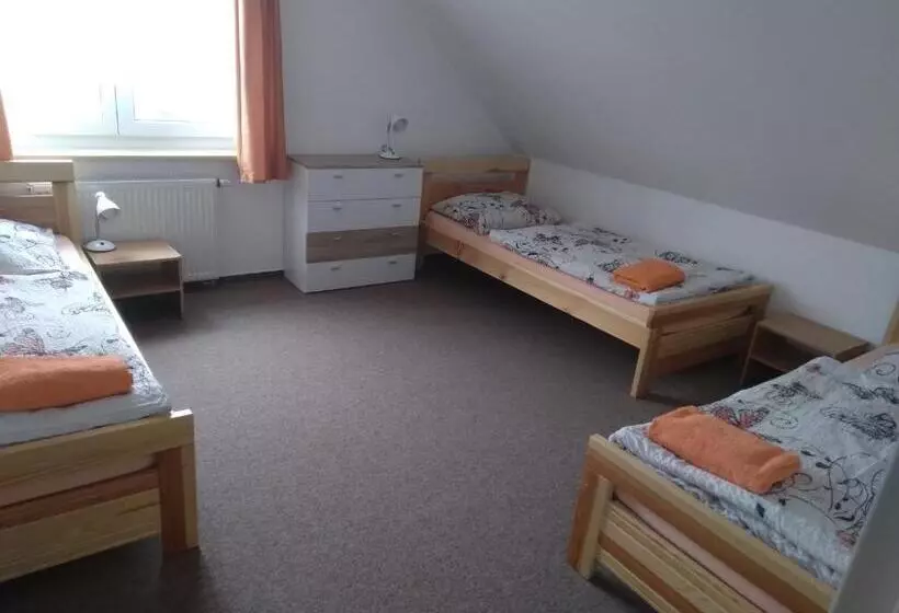 Majatalo Penzion Hortenzie