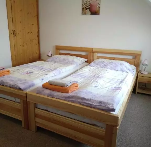 Majatalo Penzion Hortenzie