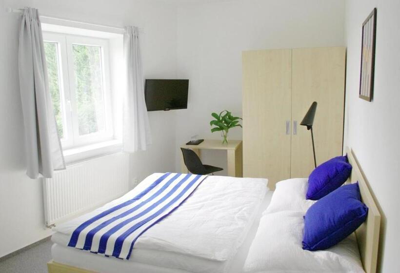 ペンション Penzion Kraličák