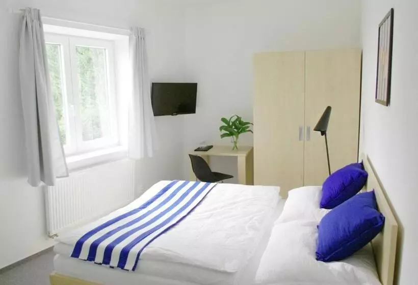 ペンション Penzion Kraličák