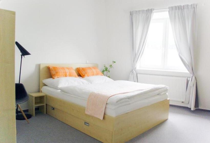 ペンション Penzion Kraličák